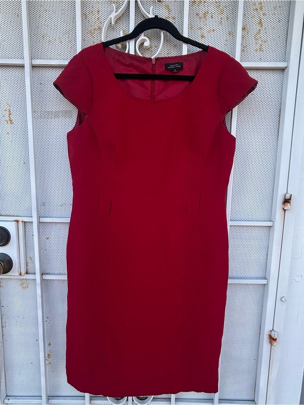 Tahari ( Arthur S. Levine) Women's 14 Red Cap Sleeve Midi Sheath Dress